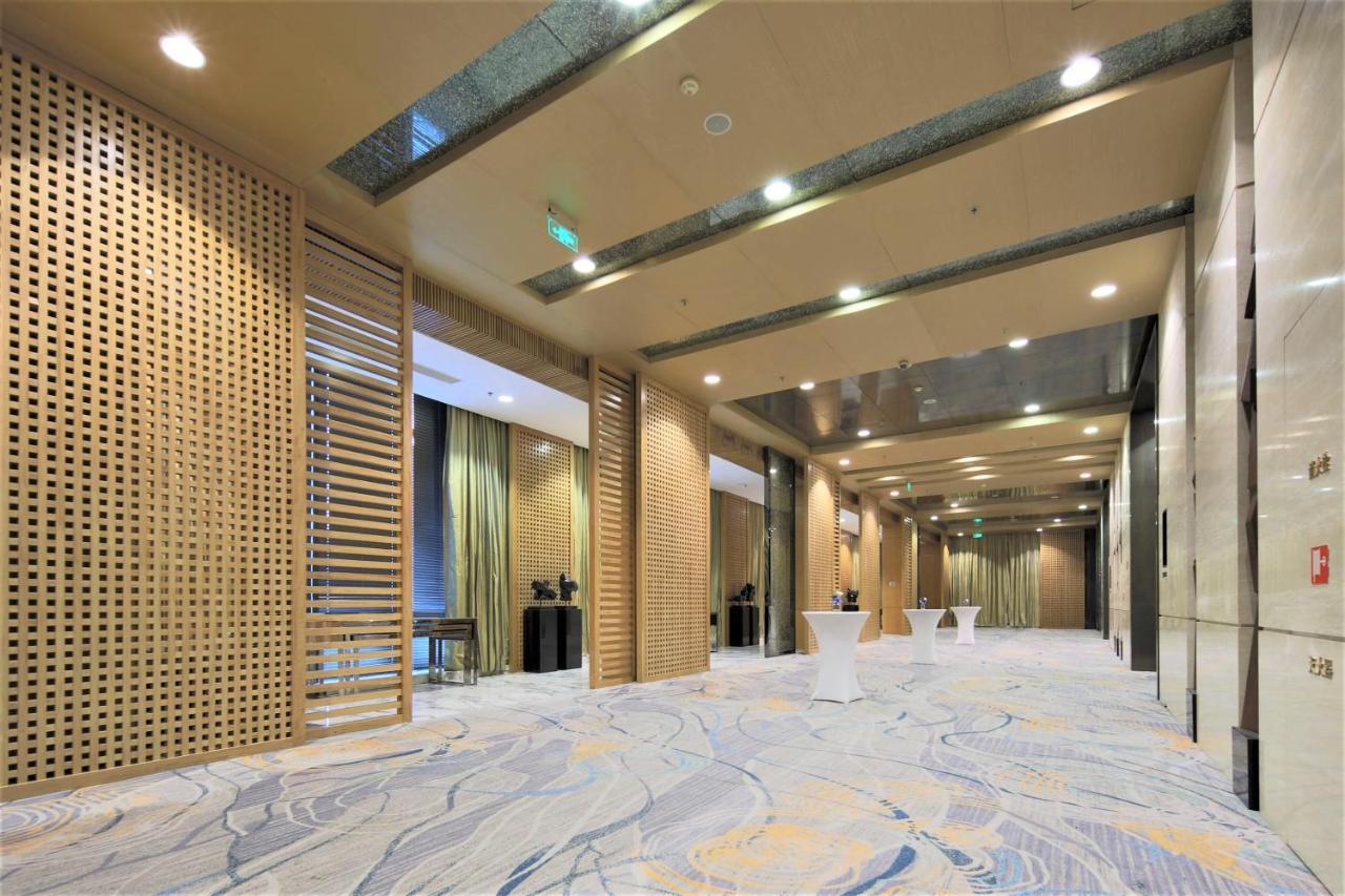 Radisson Collection Hotel, Yangtze Xangai Exterior foto